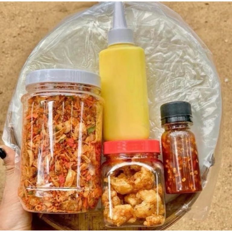 Khám Phá Combo Bánh Tráng: Hương Vị Gần Gũi, Thơm Ngon Đậm Đà